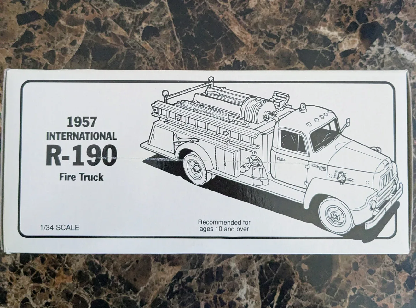 1957 International R-190 Fire Truck 1/34 Scale image indicator(6)