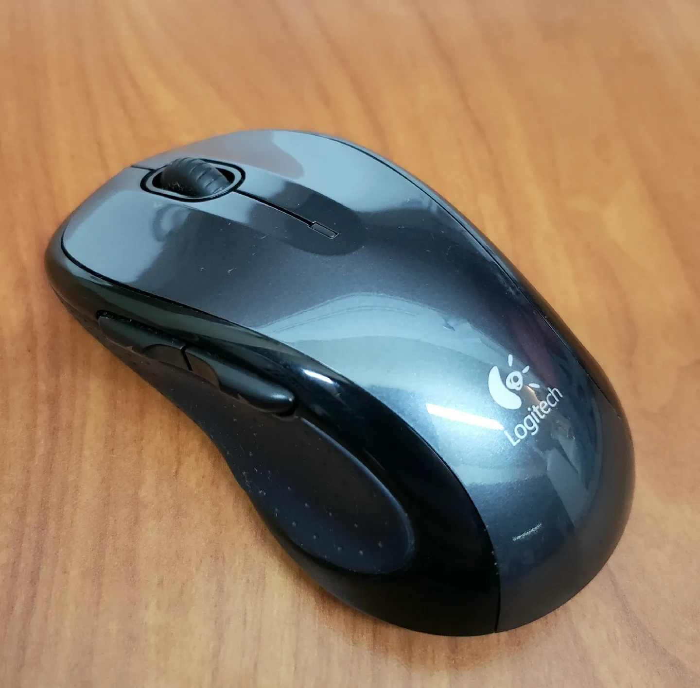 Logitech M510 Wireless Mouse image indicator(2)