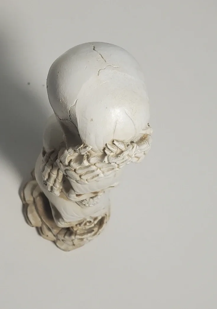 New Skull Stack Holiday Home Décor 8 Inches image indicator(7)