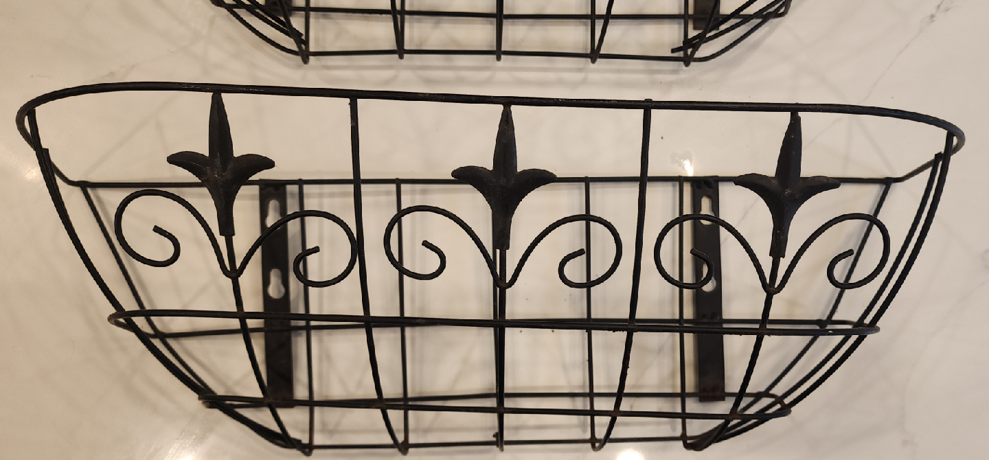 2 Vintage Outdoor Metal Wall Planter Baskets - photo 3