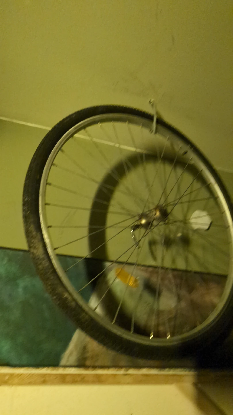 Roue de vélo usagée