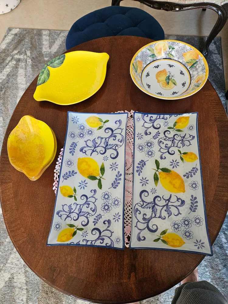 Lemon-themed Plates and Bowl Set image indicator(6)