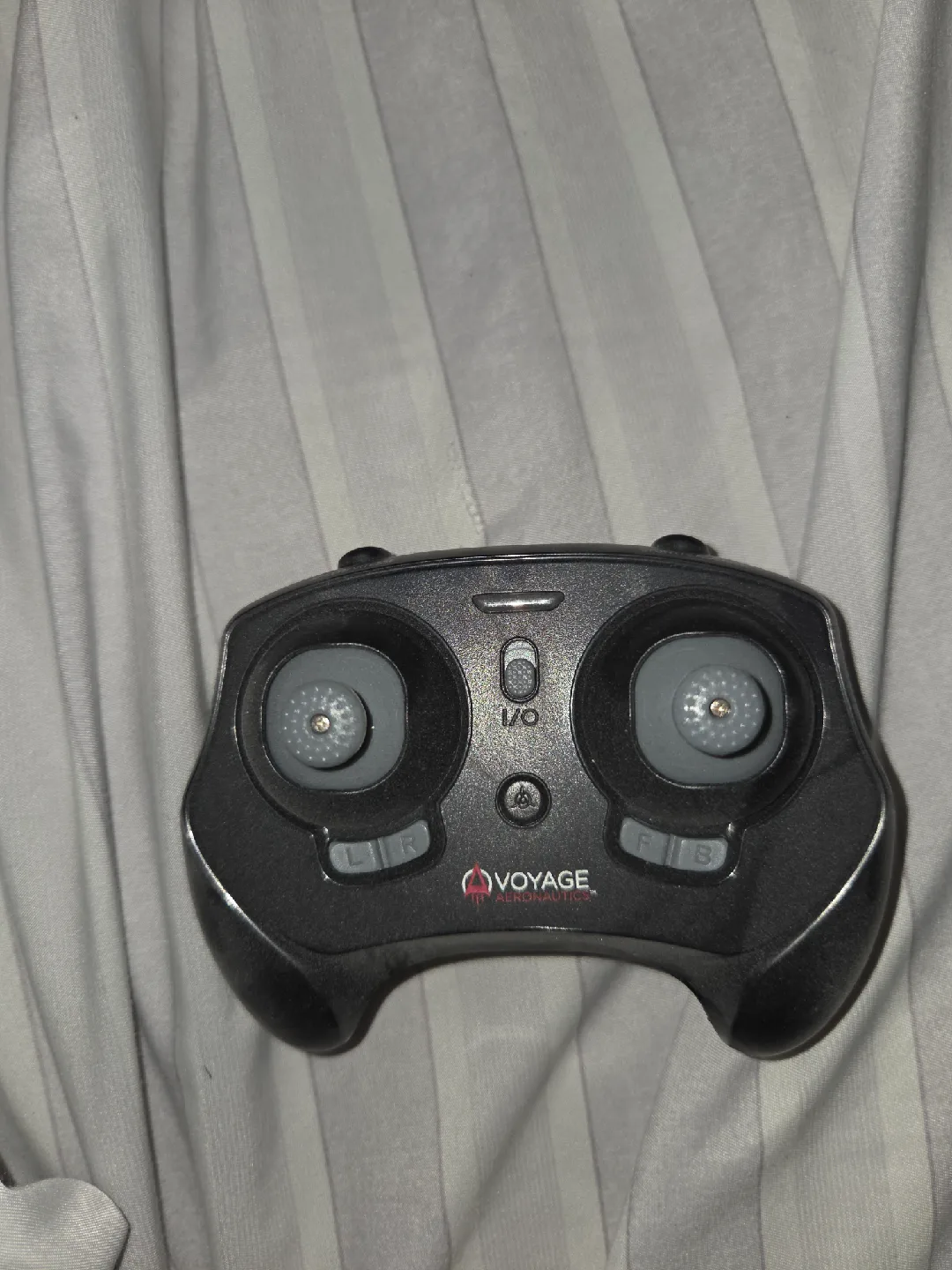 Voyage Drone with Remote & Accessories image indicator(2)