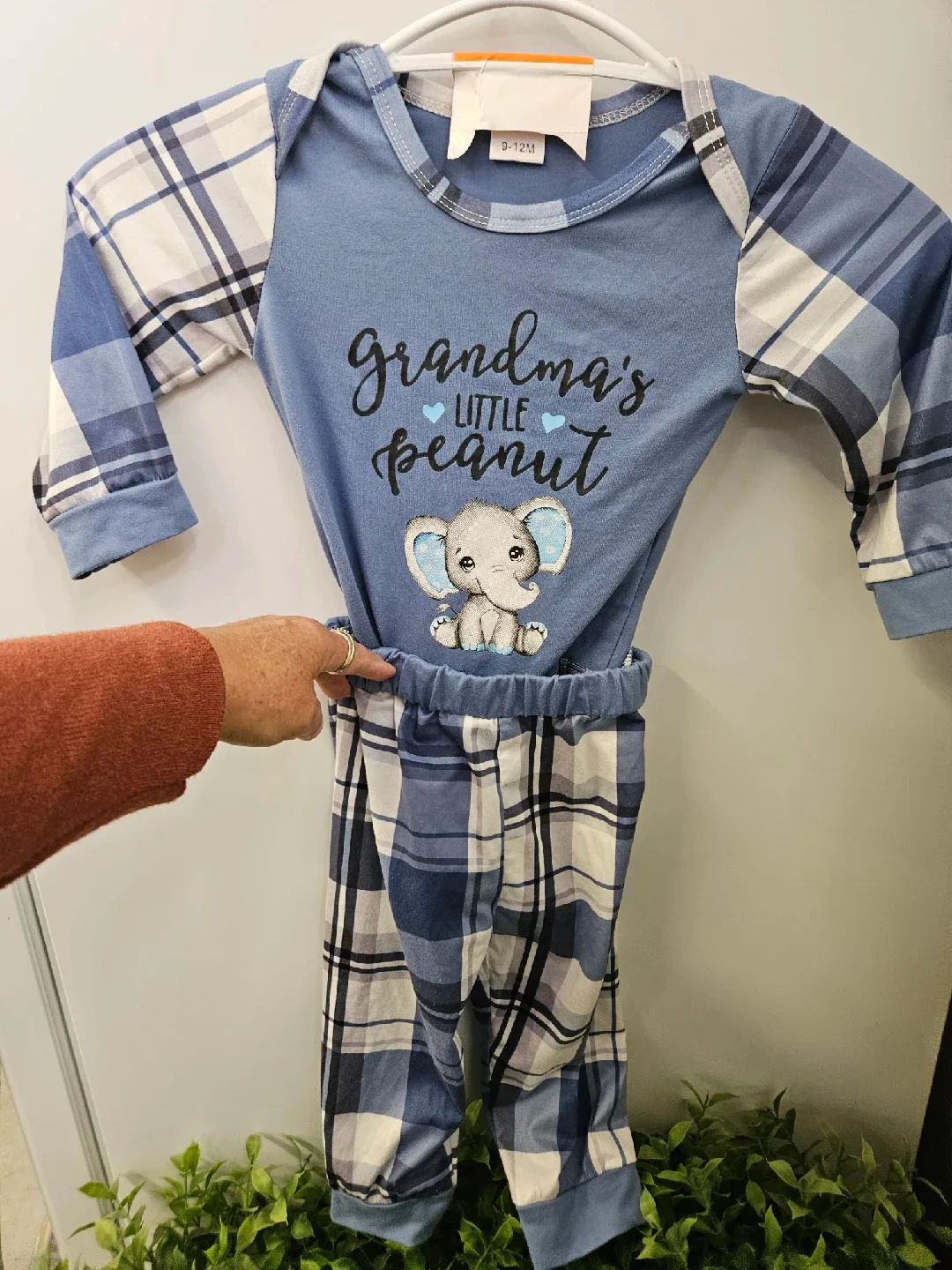 Grandmas Lil Peanut Baby Outfit 9-12M thumbnail
