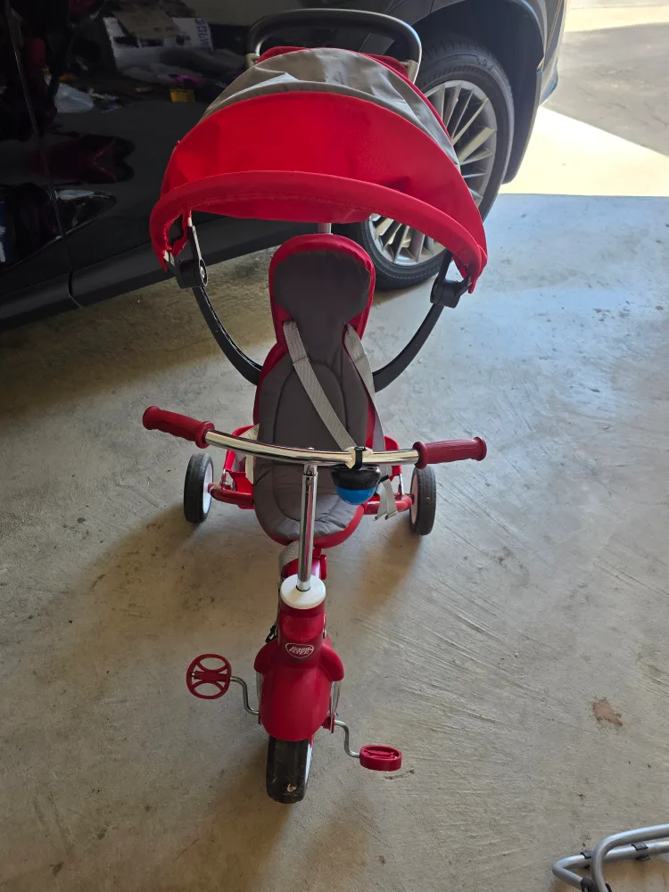 Radio Flyer Steer and Stroll Trike image indicator(4)