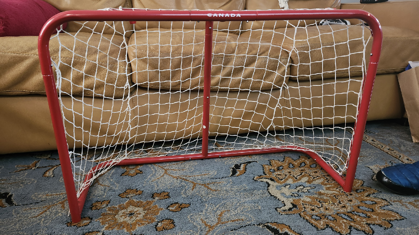 Kids Hockey Goal - Canada
