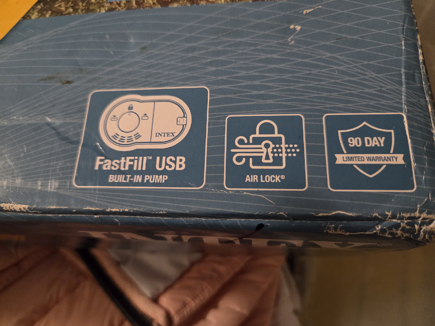 Intex Queen Dura-Beam Airbed w/ FastFill USB Pump - photo 3