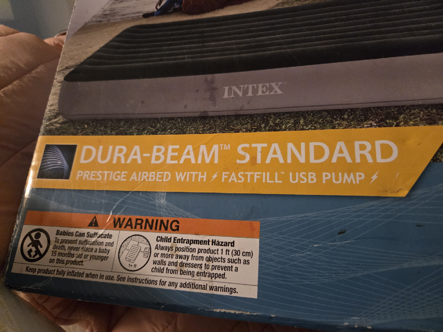 Intex Queen Dura-Beam Airbed w/ FastFill USB Pump - photo 5