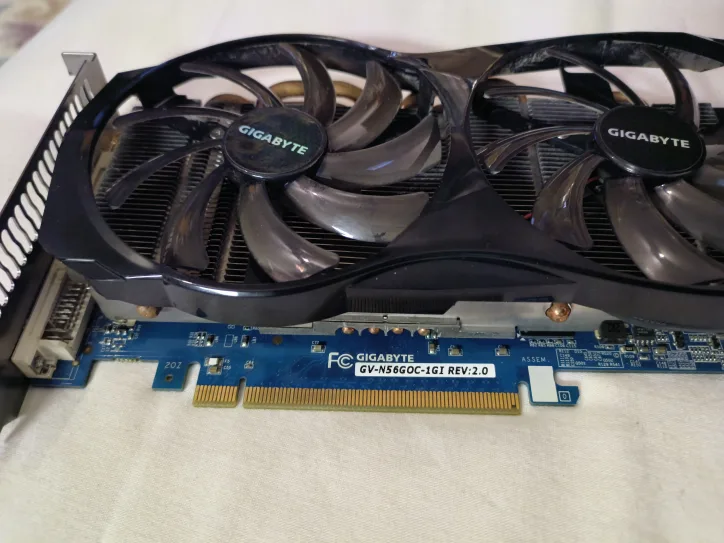 Gigabyte GeForce GTX 560 OC Fermi 1GB Graphics Card image indicator(2)