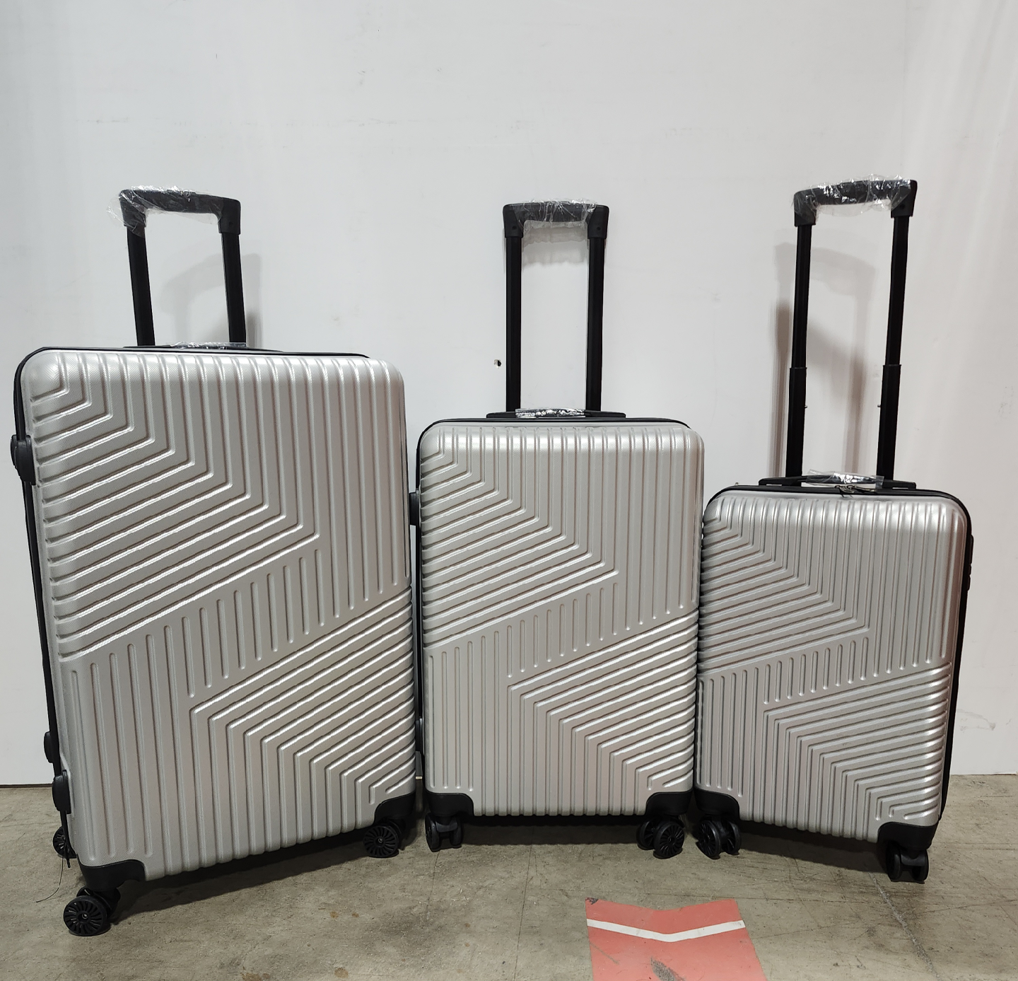 3 Pieces Hardside Luggage Medium Baggage With Carry On