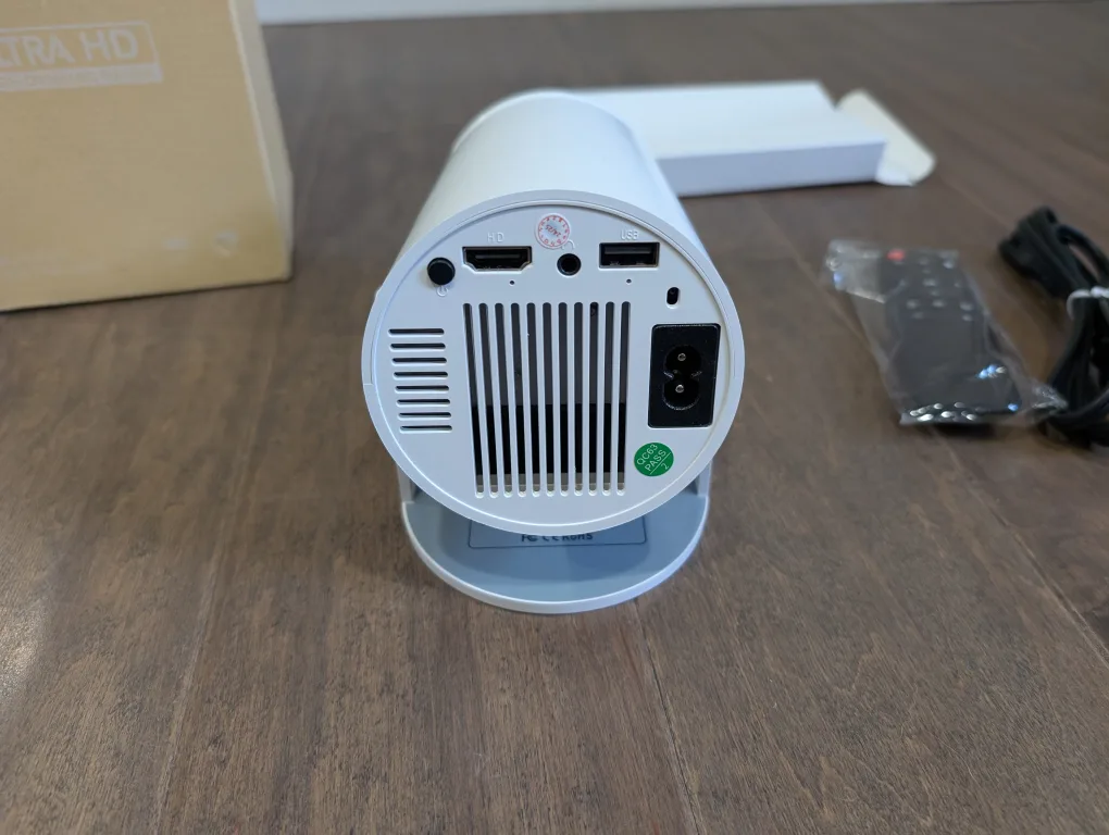 Brand New Smart 4K Projector For Sale image indicator(4)