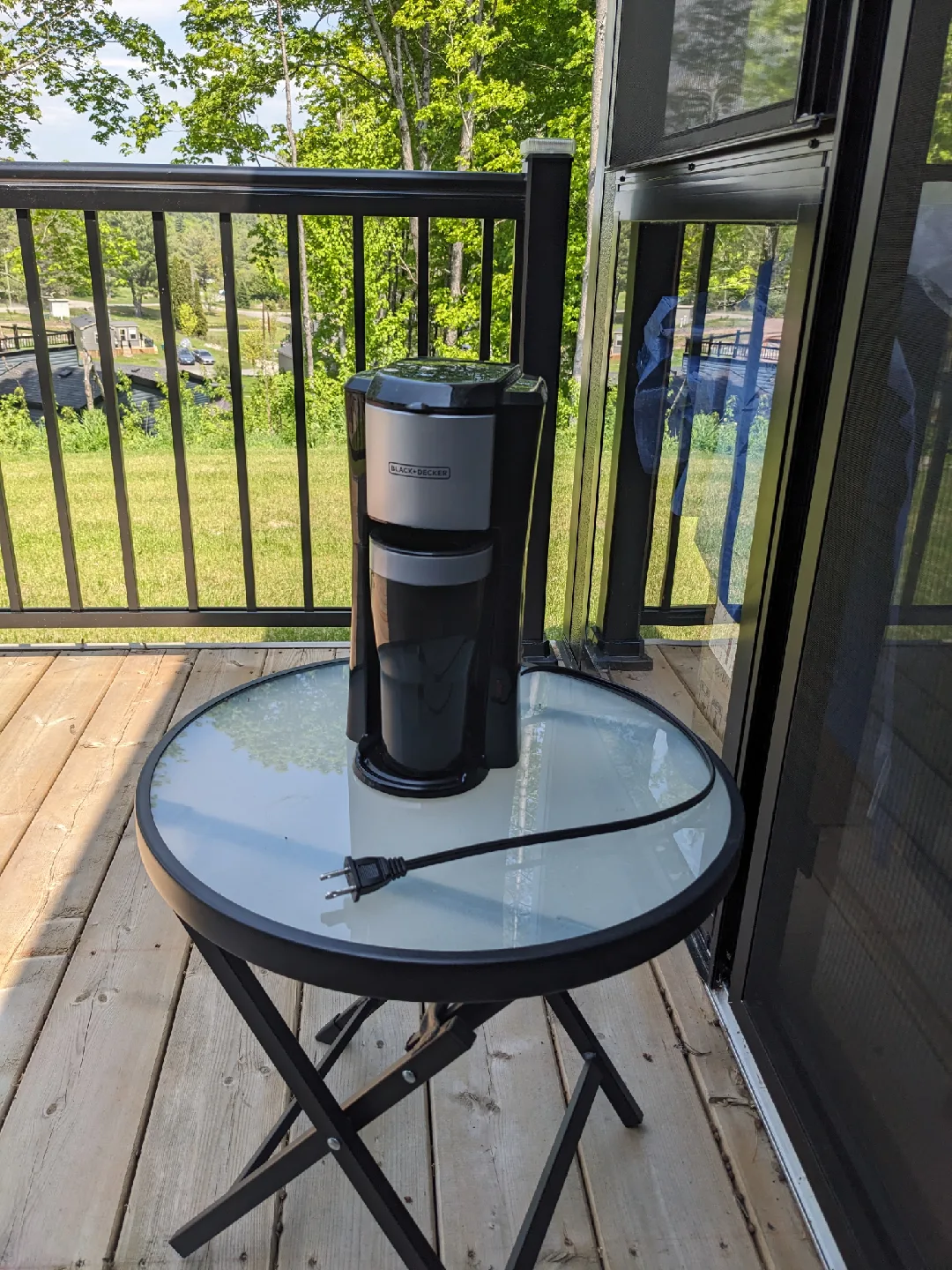 Black+Decker Single Serve Coffee Maker image indicator(2)