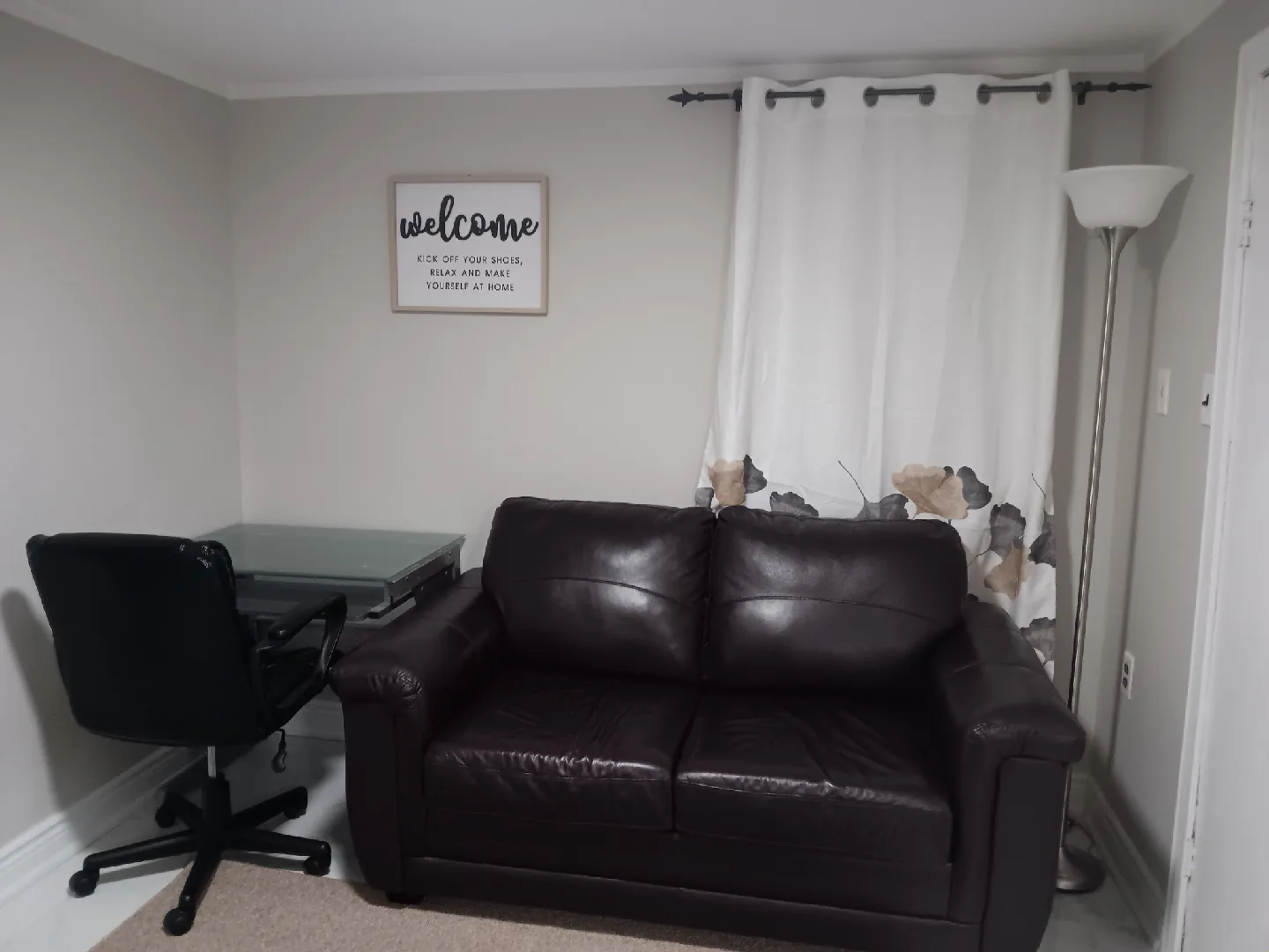 Private Basement Near Pearson Airport & Humber image indicator(3)