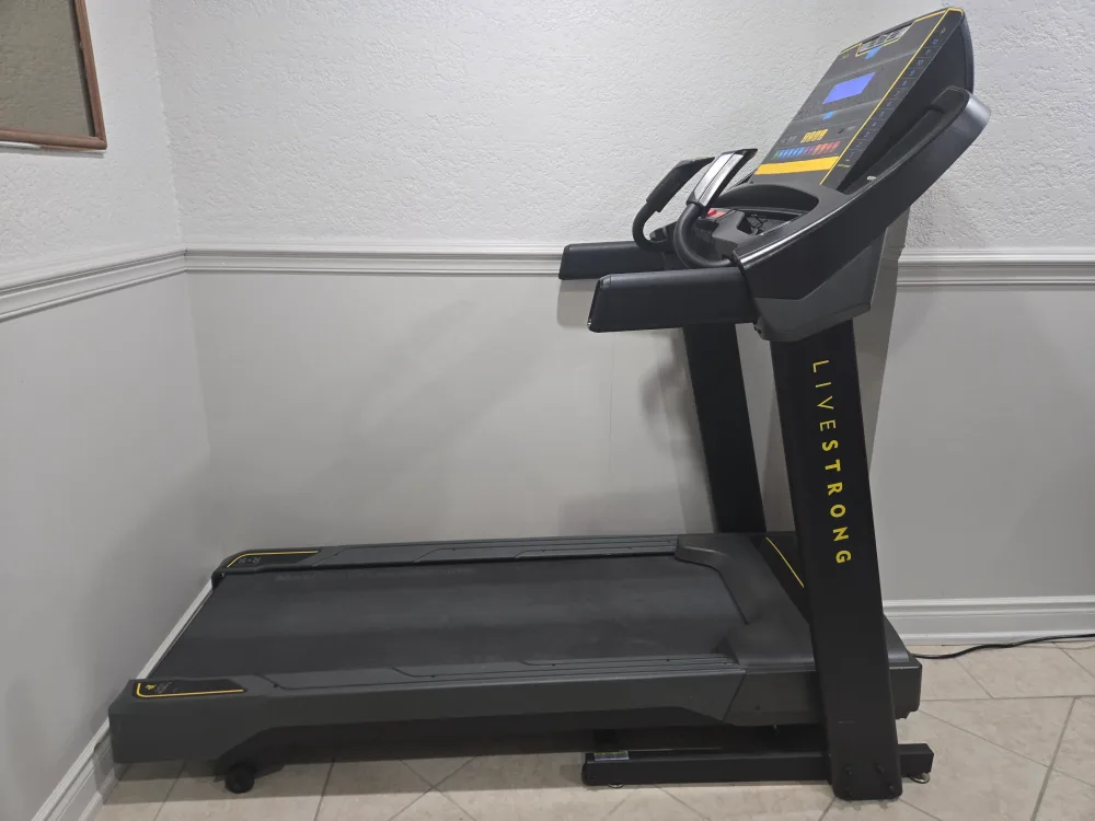 Livestrong LS10.0T Treadmill - Fitness Equipment image indicator(3)