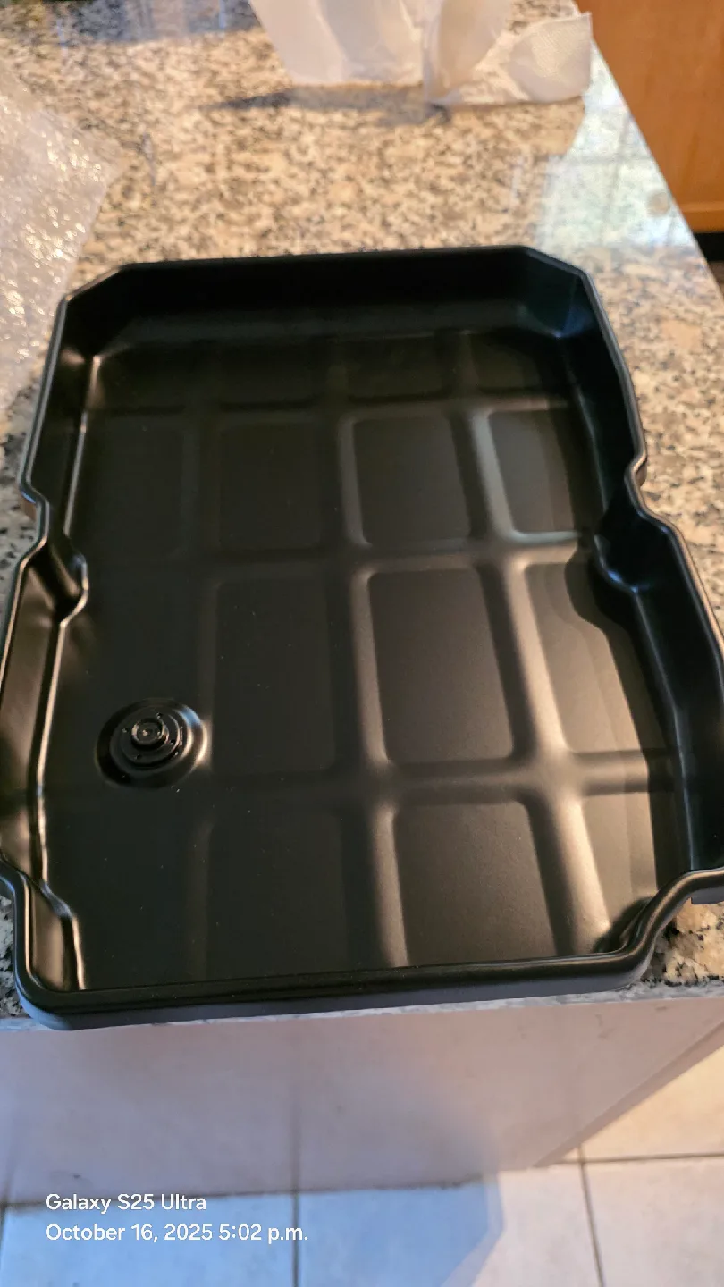 A-Premium Transmission Oil Pan with Drain Plug image indicator(2)