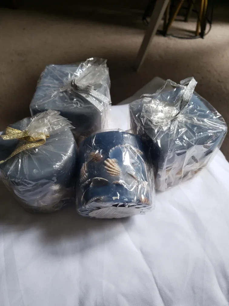 Candle and Angel Candle Holder Set image indicator(2)