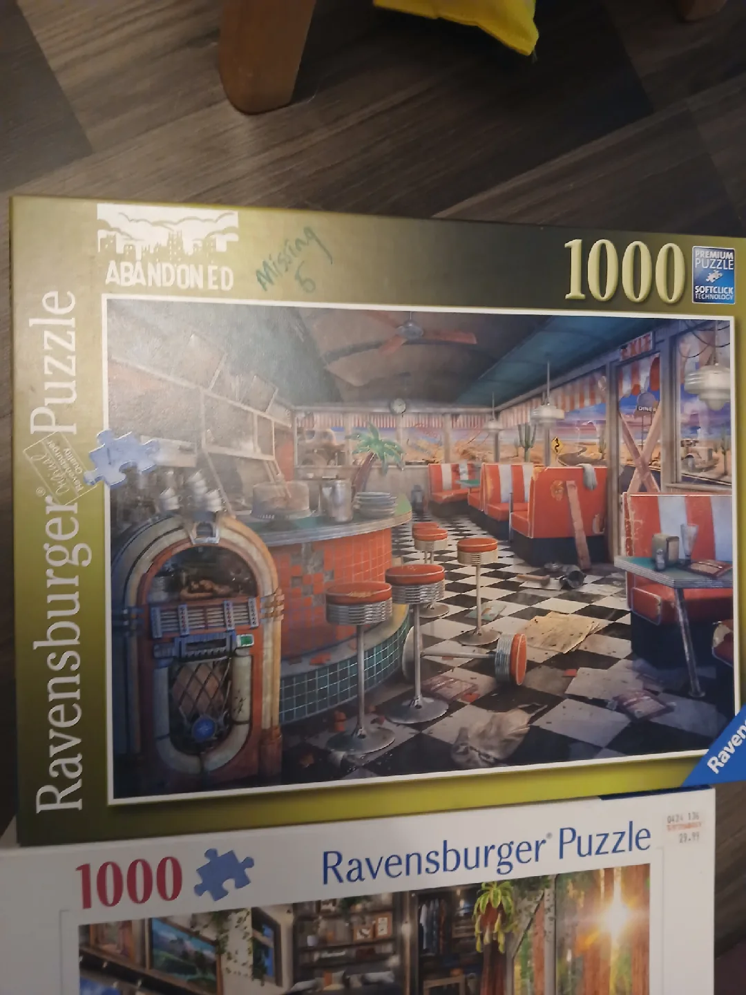 Ravensburger 1000-Piece Puzzles image indicator(2)