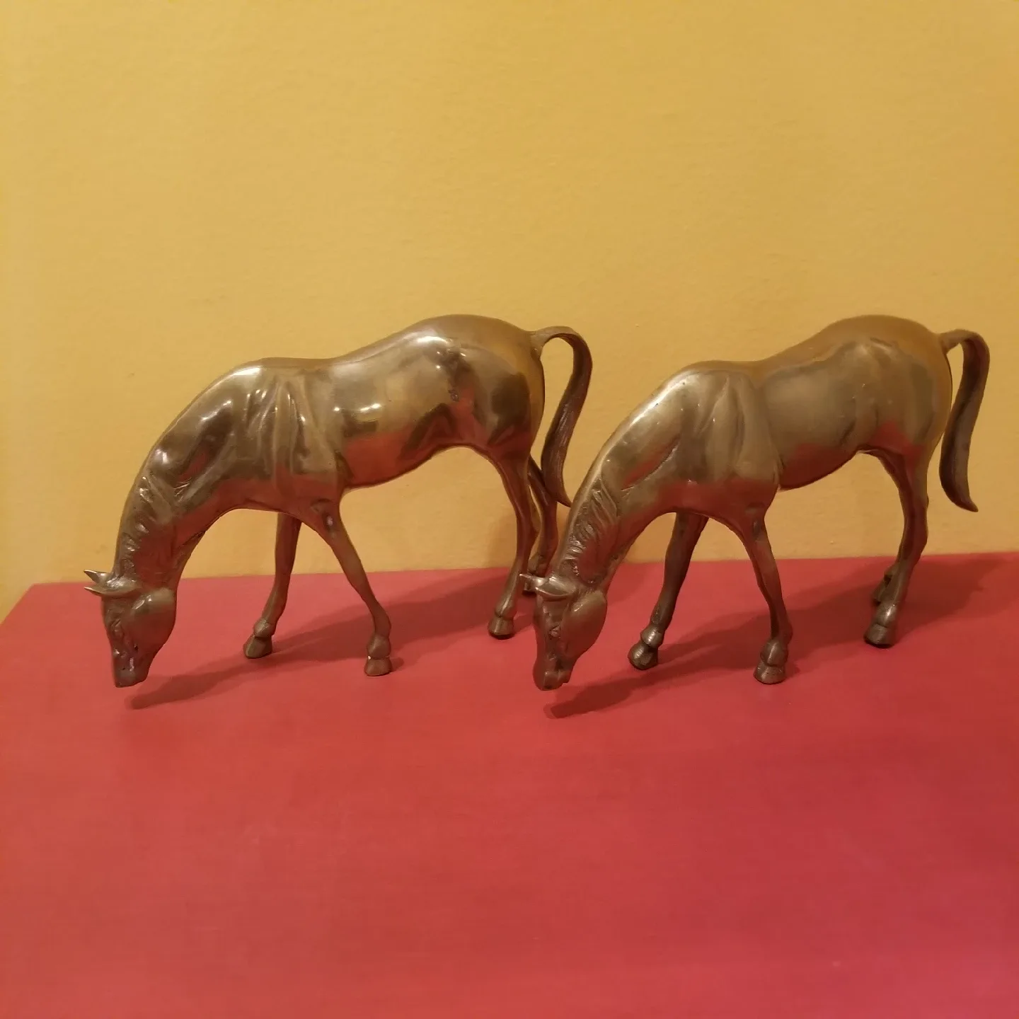 Vintage Brass Horse Figurines - image indicator(2)
