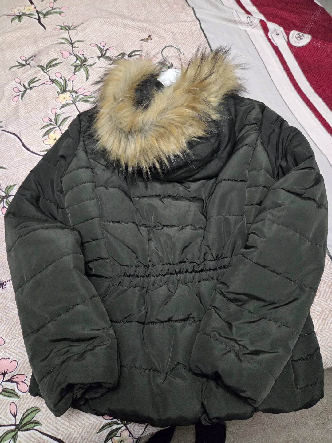 H&M Olive Green Puffer Jacket Size 0 image indicator(7)