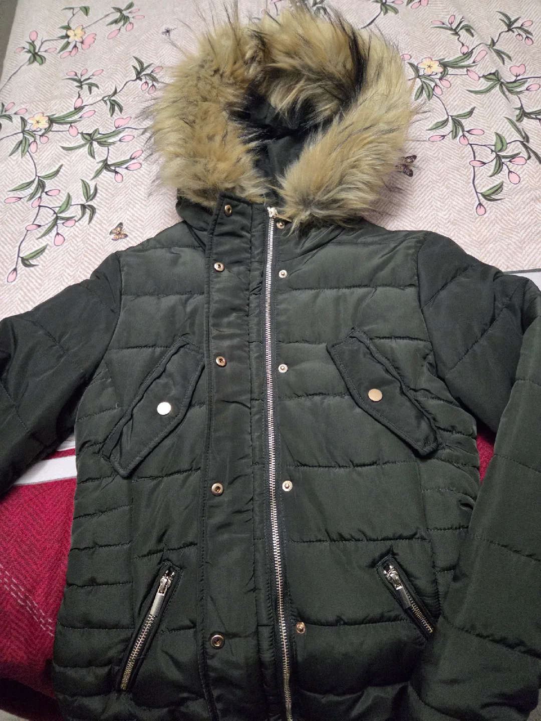 H&M Olive Green Puffer Jacket Size 0 image indicator(8)