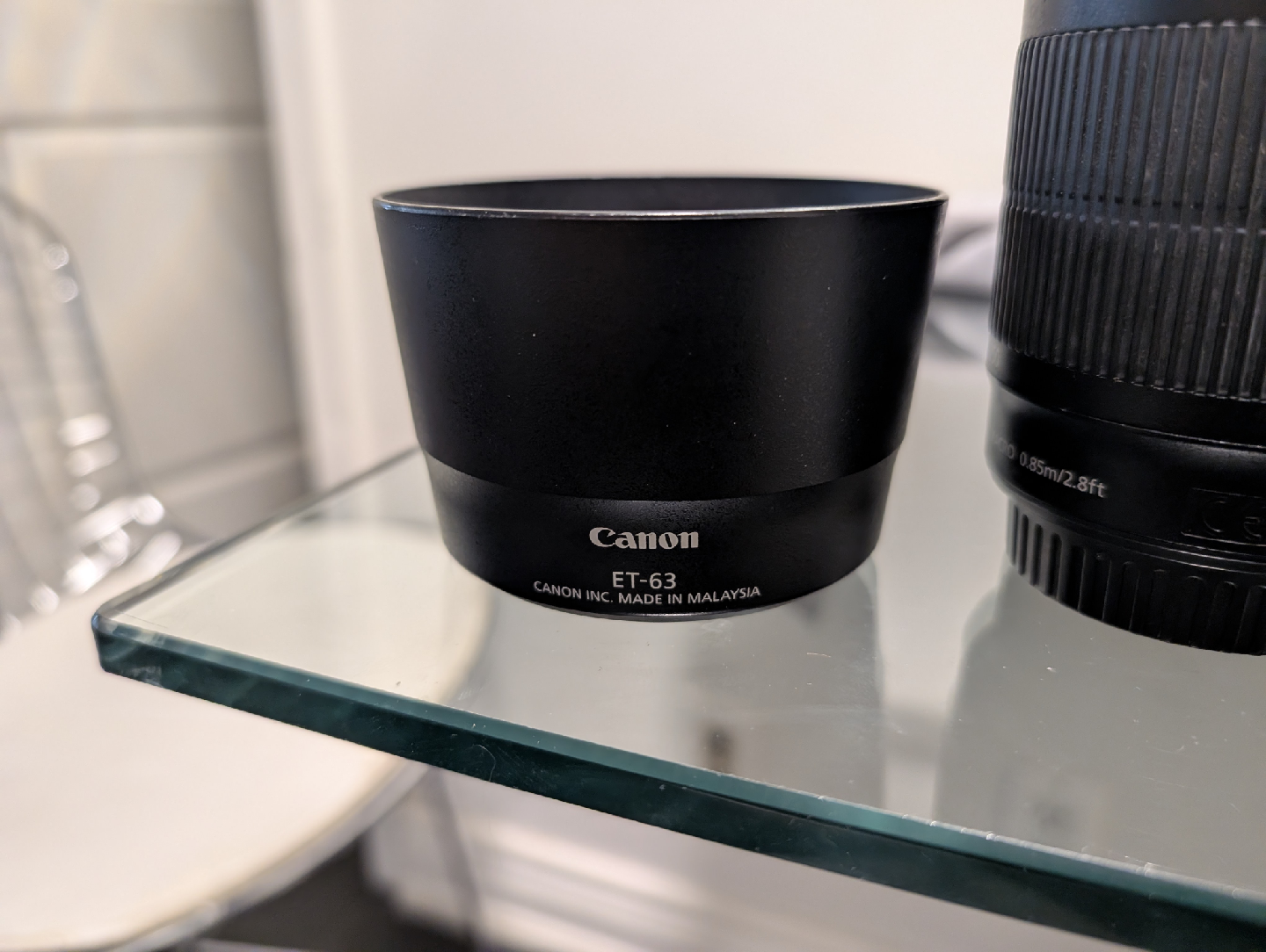 Canon Zoom Lens EF-S 55-250mm + lens hood ET-63 - photo 2