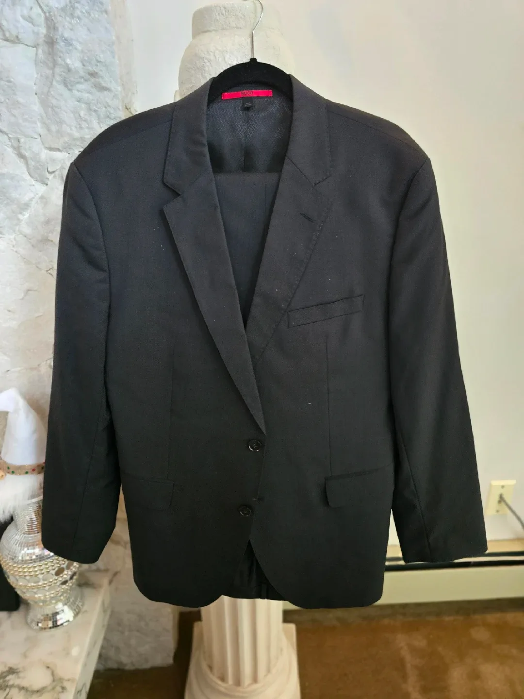 Hugo Boss Selection Suit - Size 42R - Guabello and Hugo Suit image indicator(7)