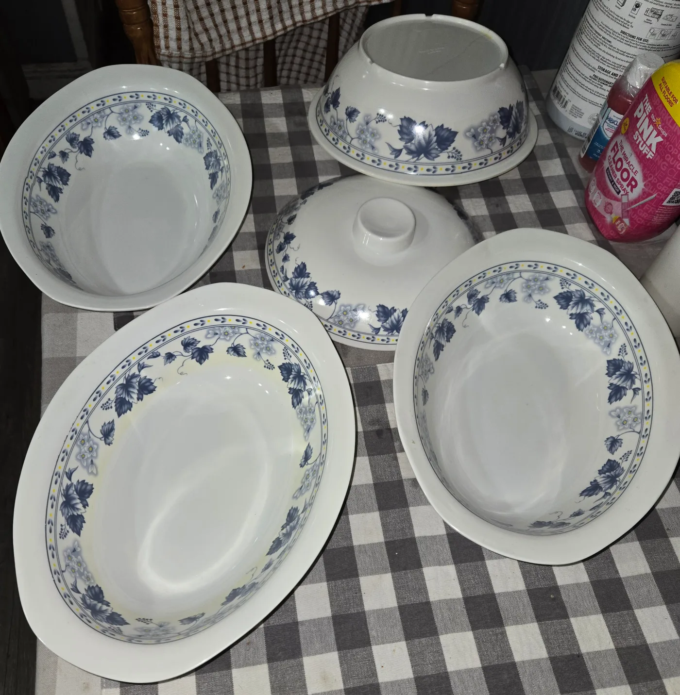 White Serving Bowls with Floral Design thumbnail