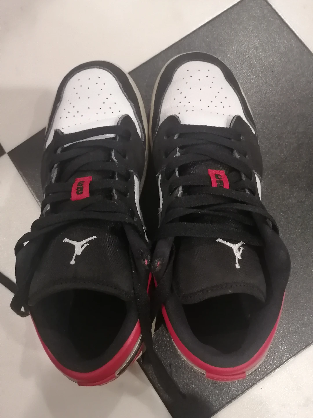 Aj1 low black toe - photo 2