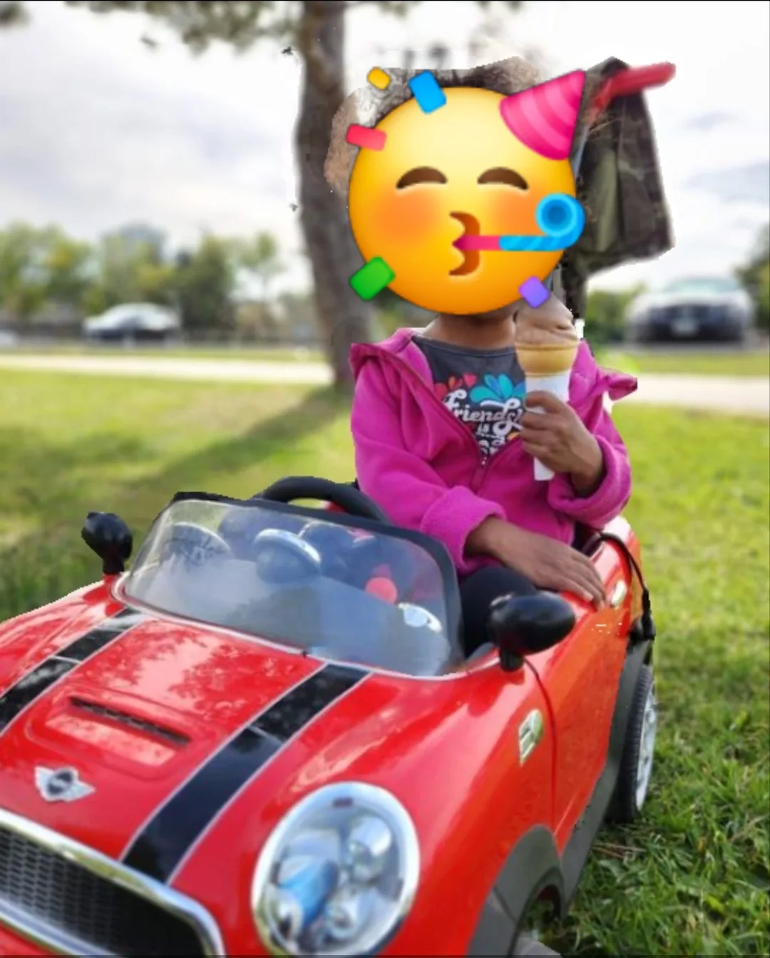 Red Mini Cooper S Ride-On Push Car image indicator(5)