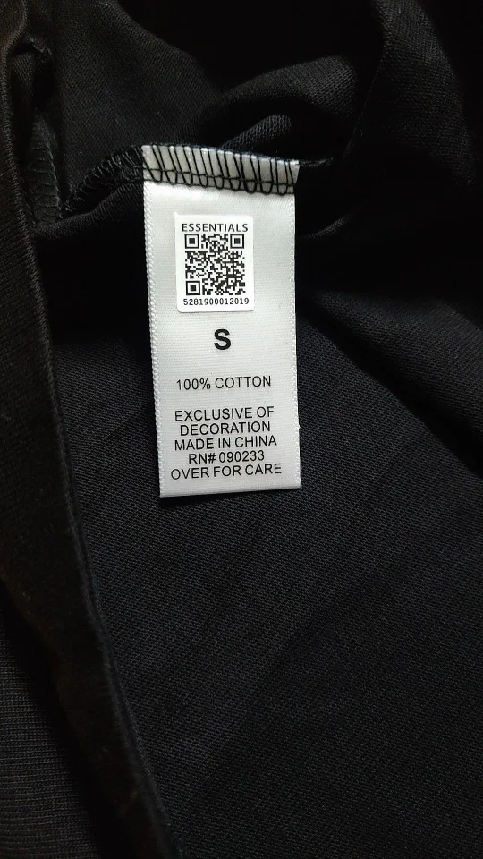 Essentials Fear of God Black T-Shirt - Size S image indicator(4)