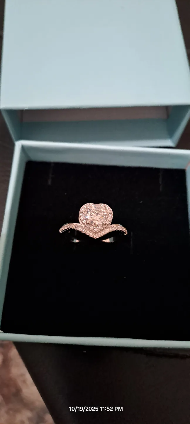 Heart Shaped Ring image indicator(3)