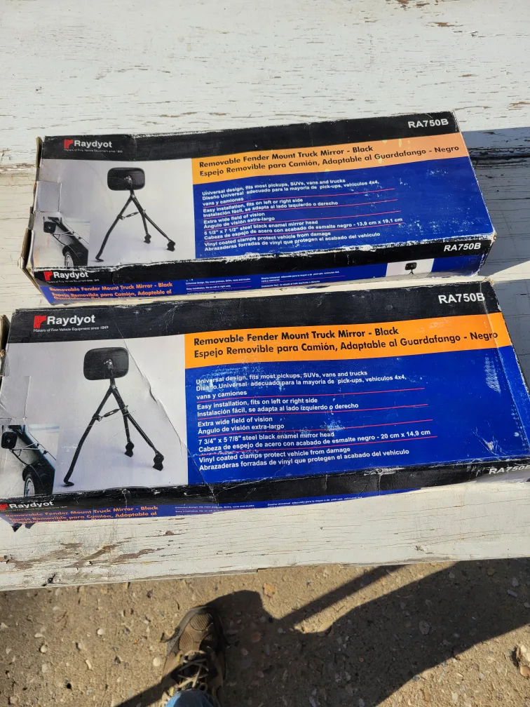 Raydyot Removable Fender Mount Truck Mirror - Black image indicator(4)