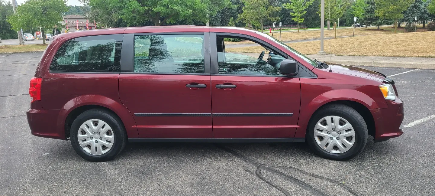 2017 DODGE GRAND CARAVAN SE image indicator(5)