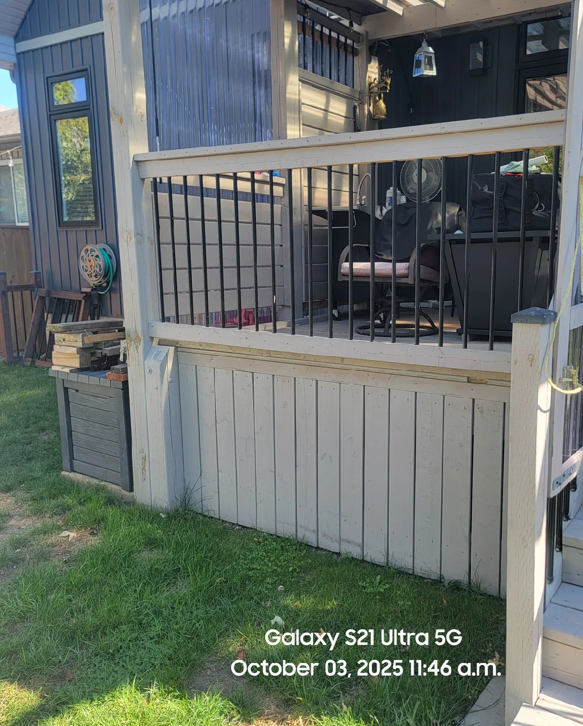 Wood Fence or Deck Rail image indicator(7)