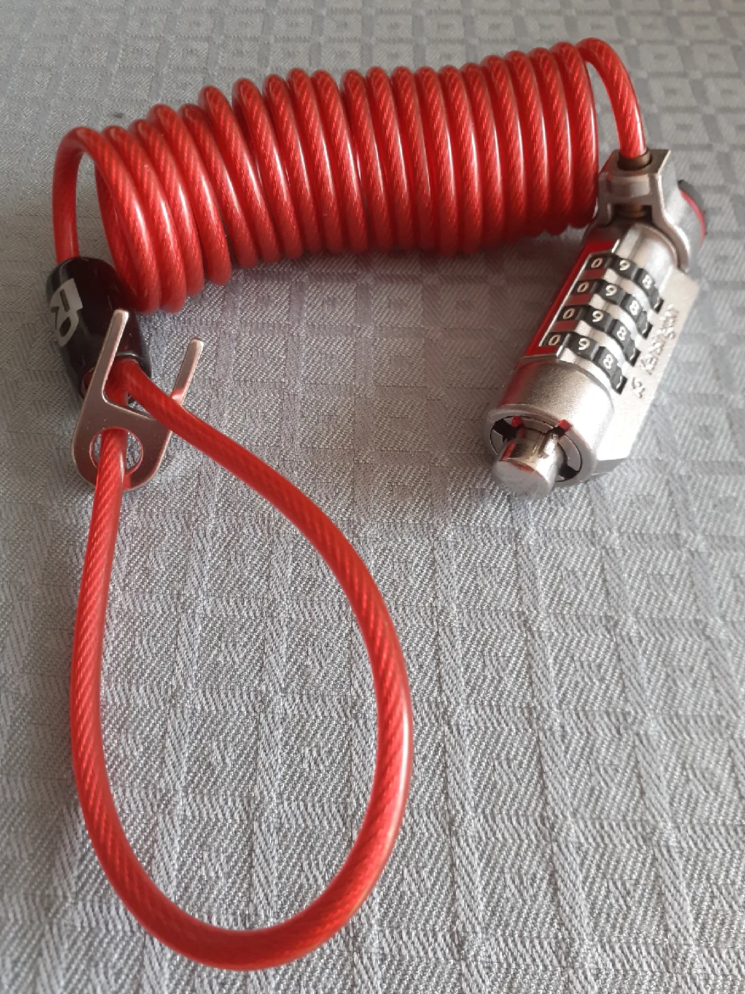 Kensington Combination Laptop Lock - Red image indicator(3)