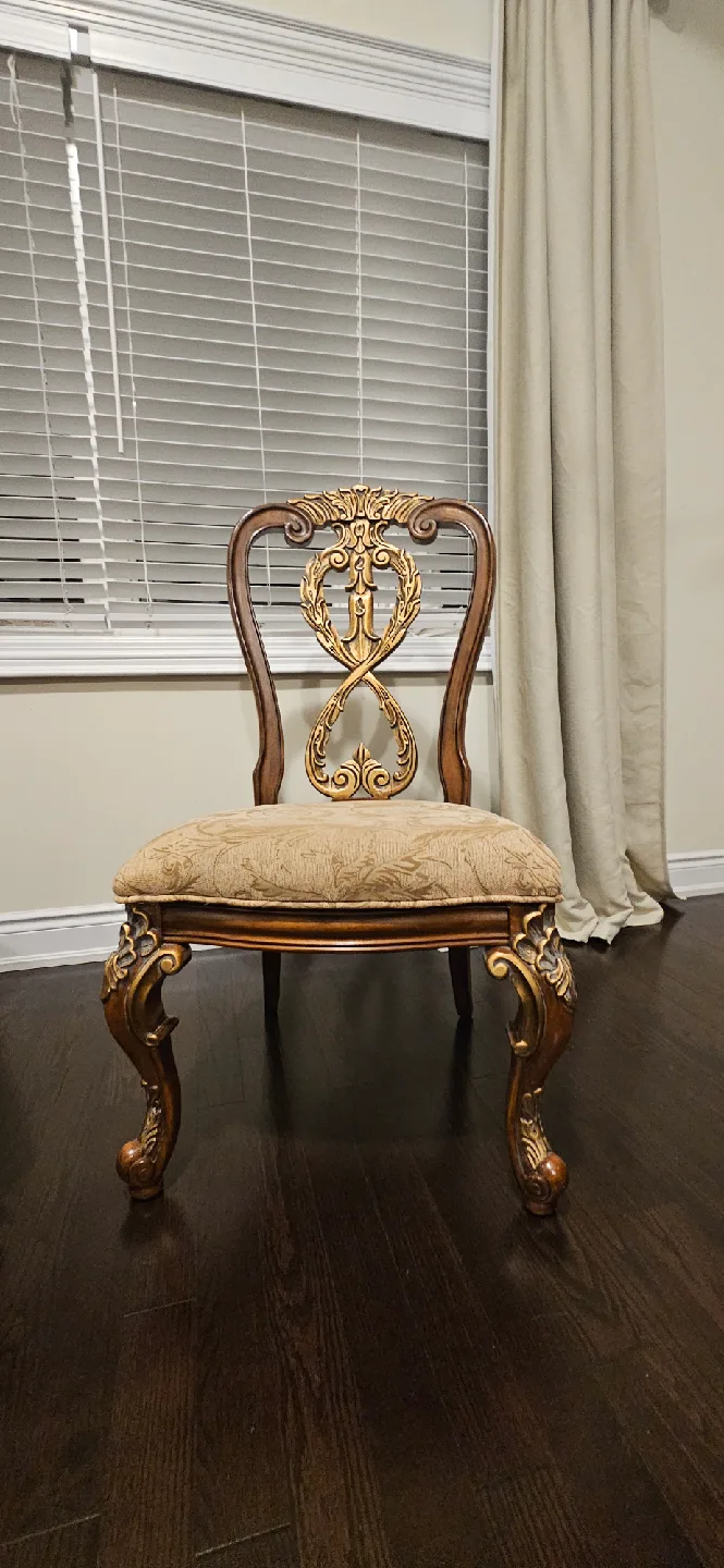 Ornate Bedroom Set - Bed, Chairs, Dresser image indicator(5)