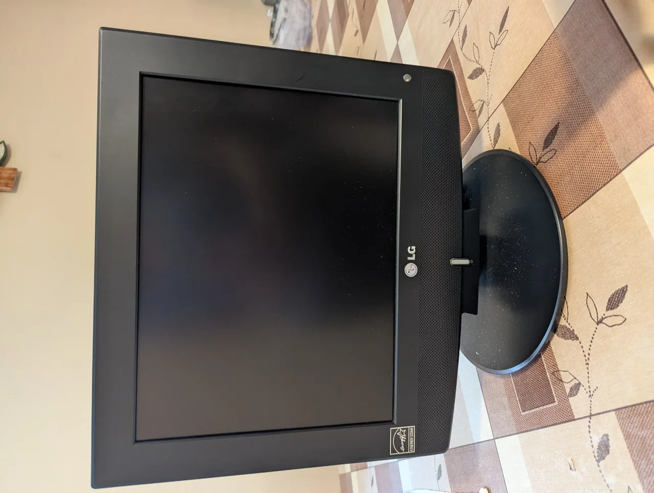 LG 15LC1RB 15-inch LCD Monitor image indicator(2)