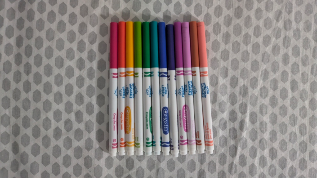 Crayola & Studio Coloured Pencils and Markers - photo 3