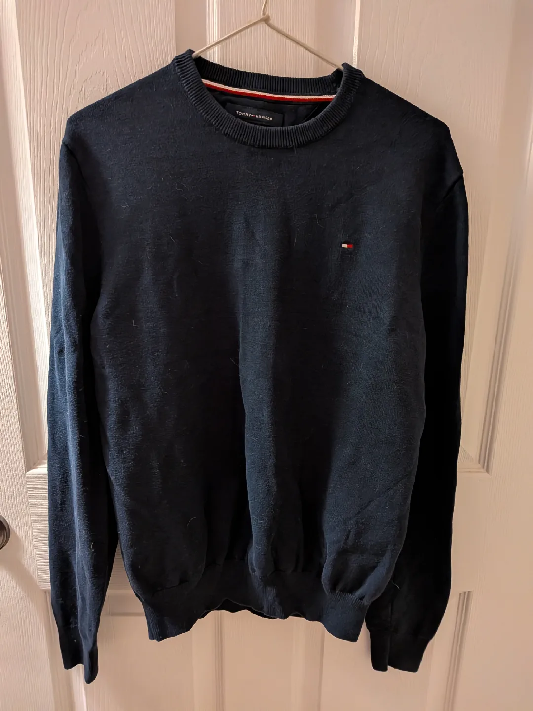 Tommy Hilfiger Sweater - Size M thumbnail