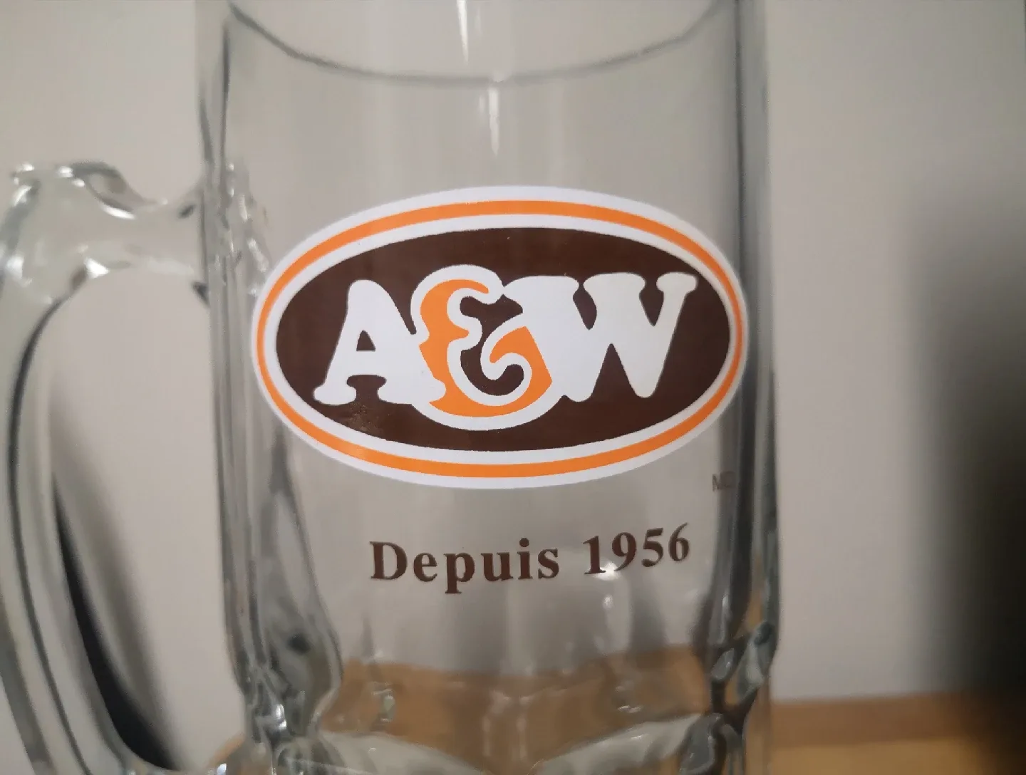 XL 32fl. oz Vintage A&W Glass Mug ~ Bilingual 5th Gen Logo image indicator(8)