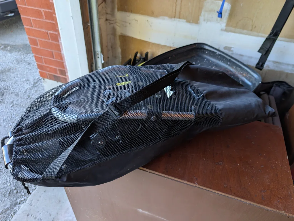 Snowshoes with Carrying Bag image indicator(4)