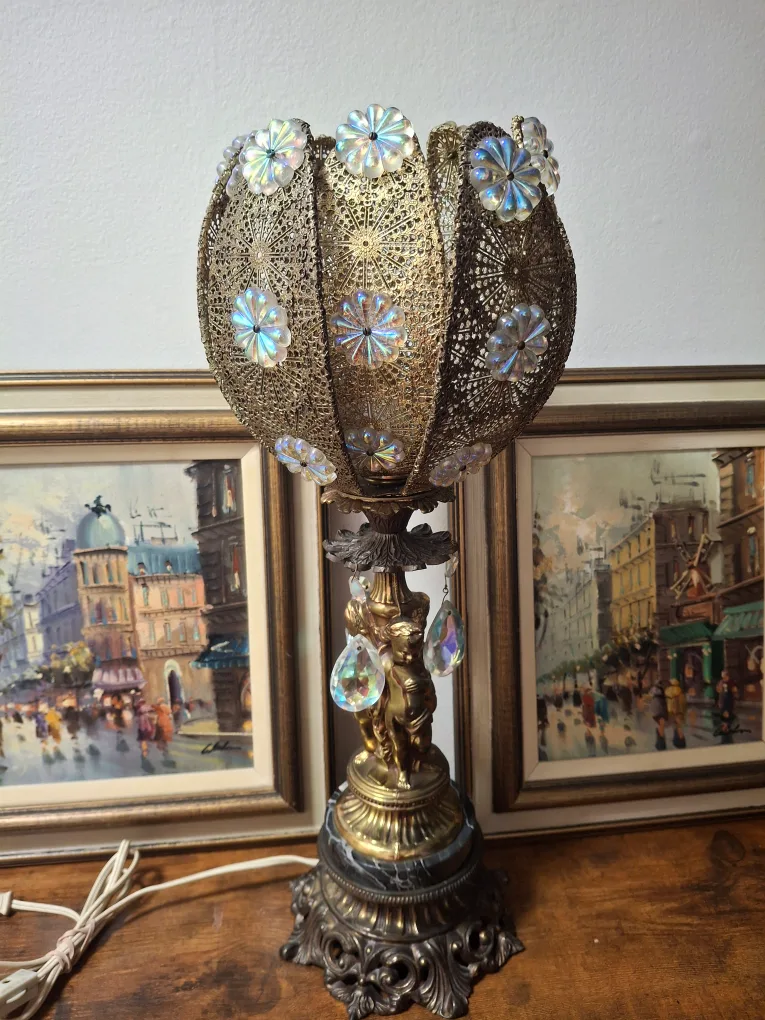 Very Rare Antique -Vintage Lotus Flower Lamp image indicator(5)