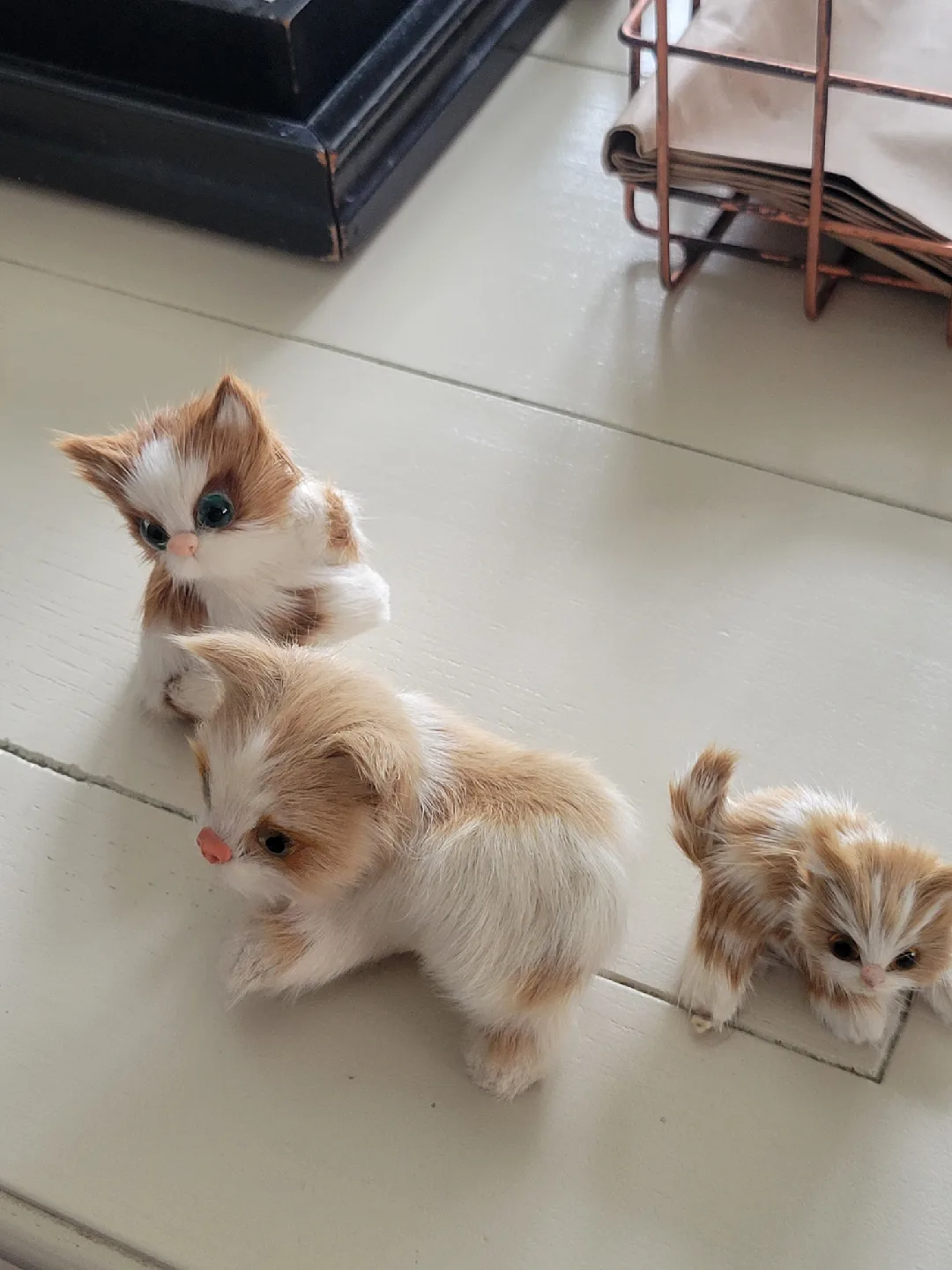 Realistic Toy Kittens. vintage Furry Cat Figurines. toys image indicator(2)