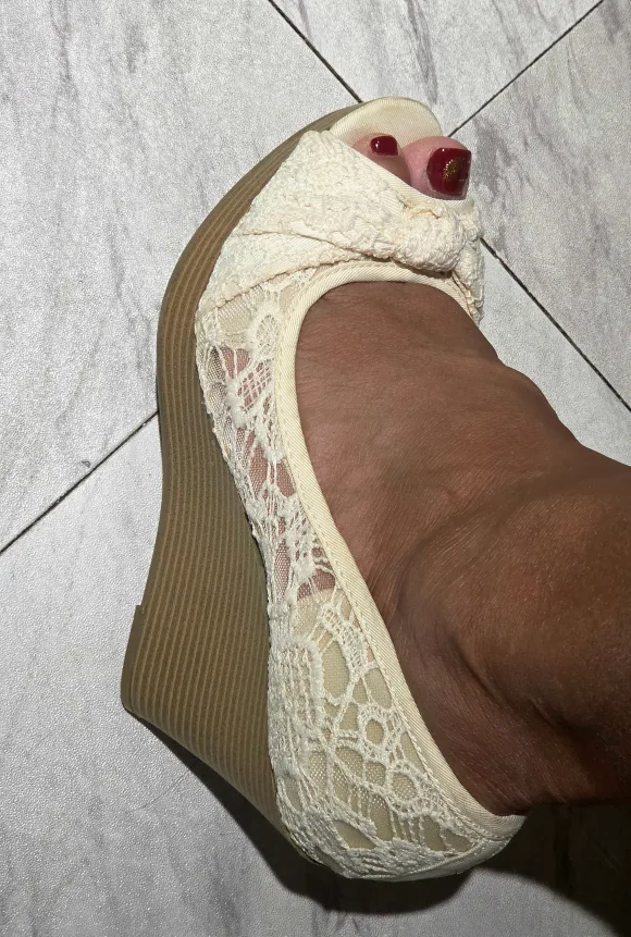 Lace Wedge Peep-Toe Heels - Size 7 image indicator(2)