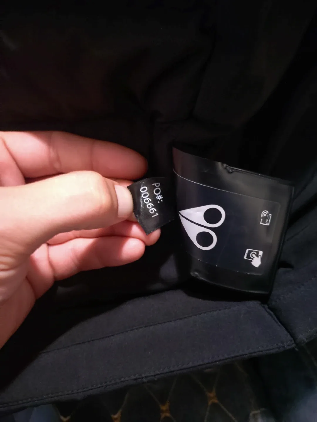 Moose Knuckles Black Puffer Jacket image indicator(4)