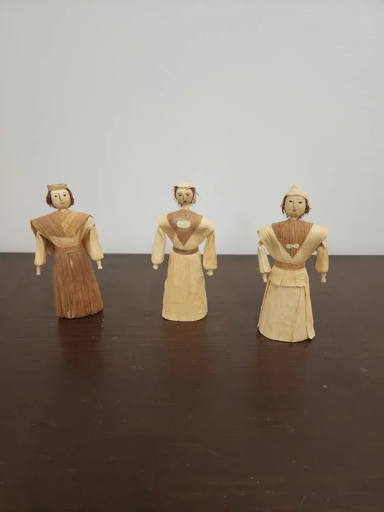 Vintage Corn Husk Dolls - Set of 3 thumbnail