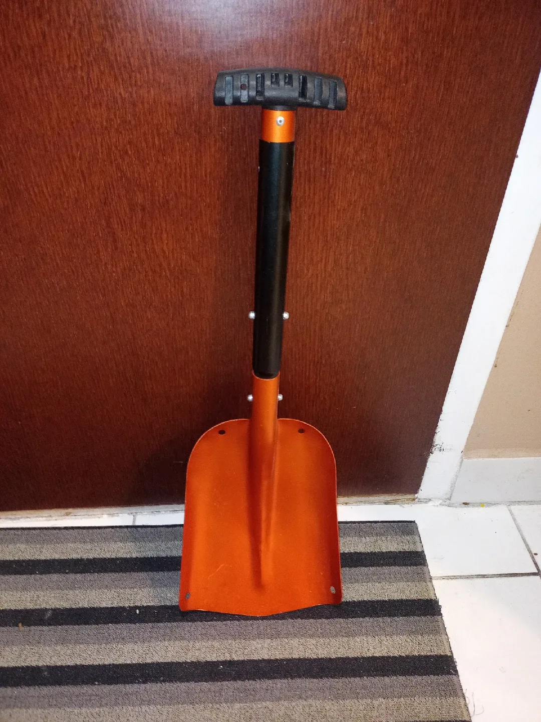 Emergency Car Snow Shovel - Adjustable Length thumbnail