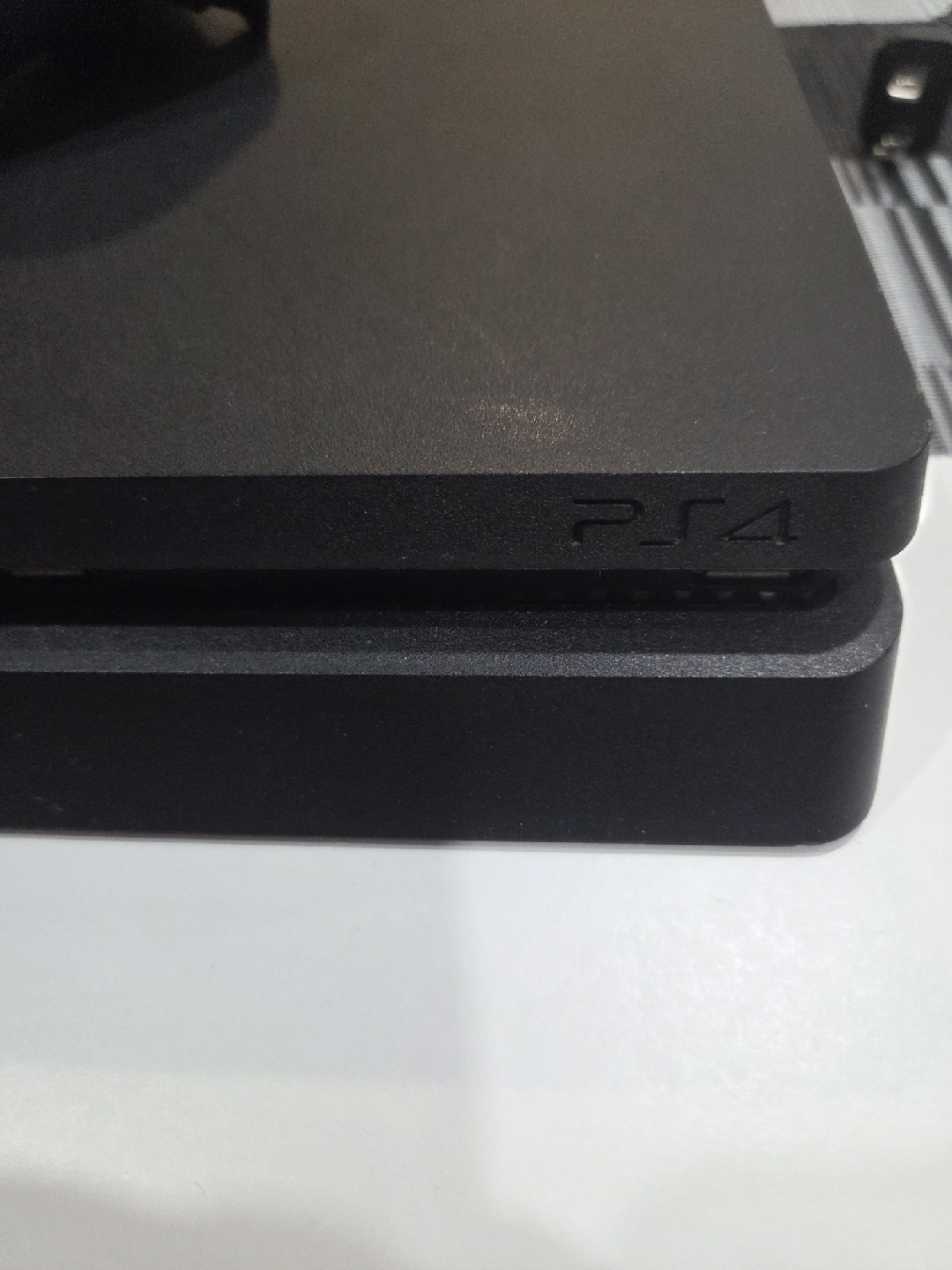 Sony PlayStation 4 Slim Console with Controller - photo 4