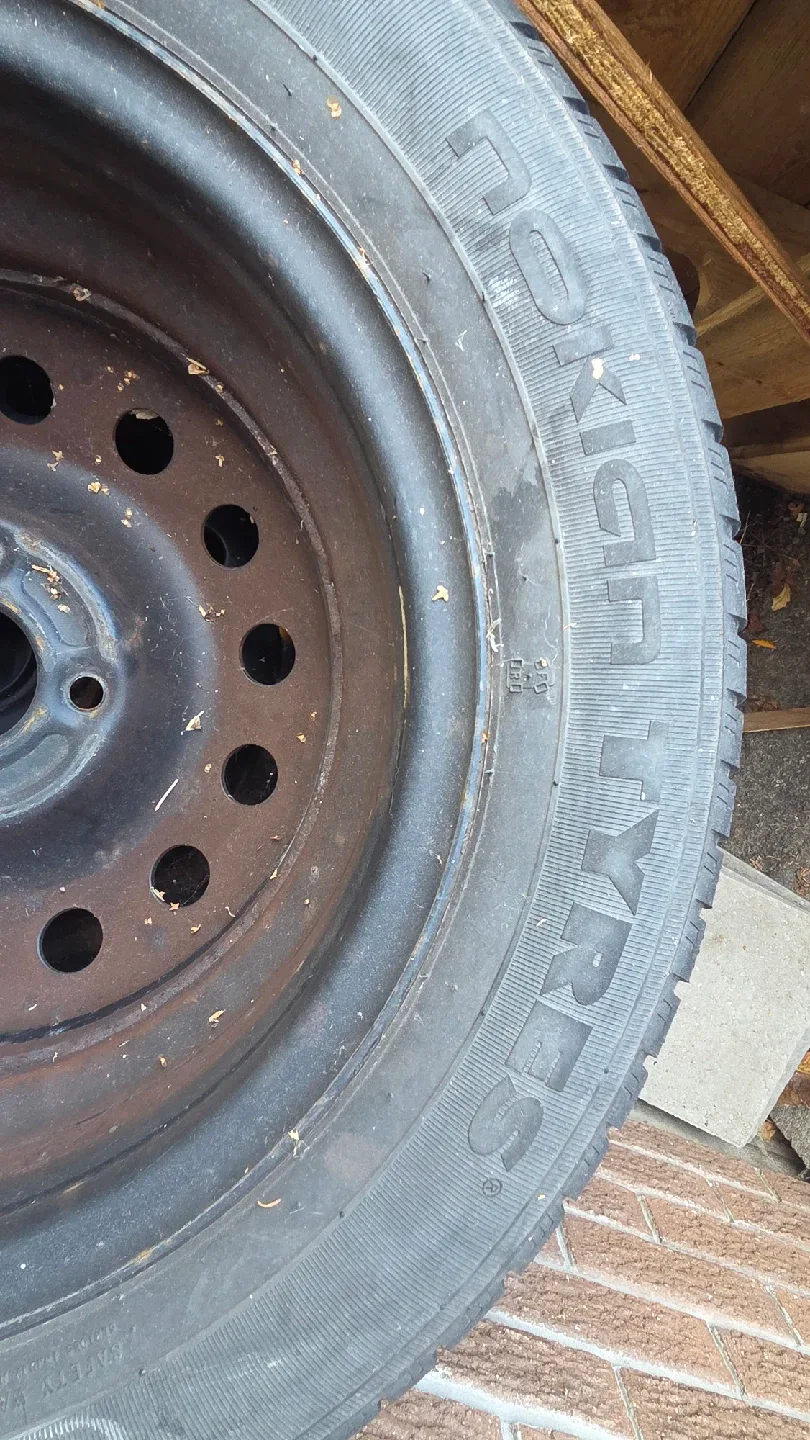 4 195/60R15 88H Radial Tires image indicator(8)