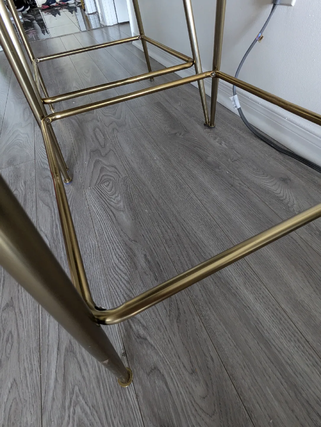 Set of 2 Cream Bar Stools image indicator(6)